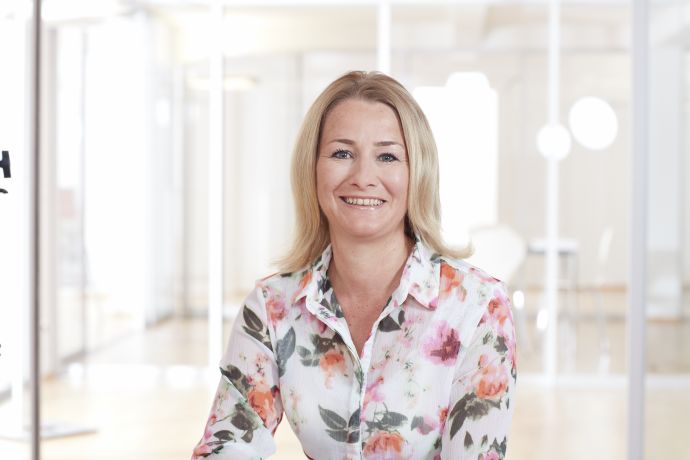 Ellen Visel, Lohn- und Finanzbuchhaltung, Dipl. Betriebswirtin (FH), Kusterdingen